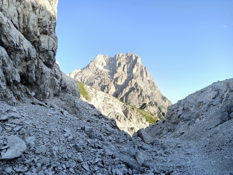 Corno Grande, Vado di corno, ai piedi del Monte Aquila, Abruzzo